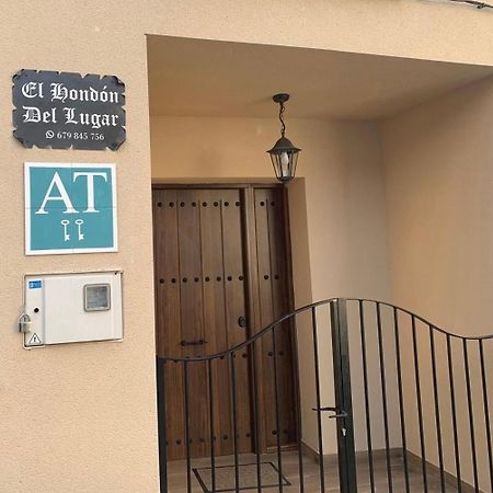 El Hondon Del Lugar Apartment Hoyos Exterior photo